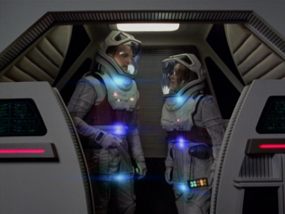 extant_StarTrekVoyager_4x03-DayOfHonor_2996.jpg