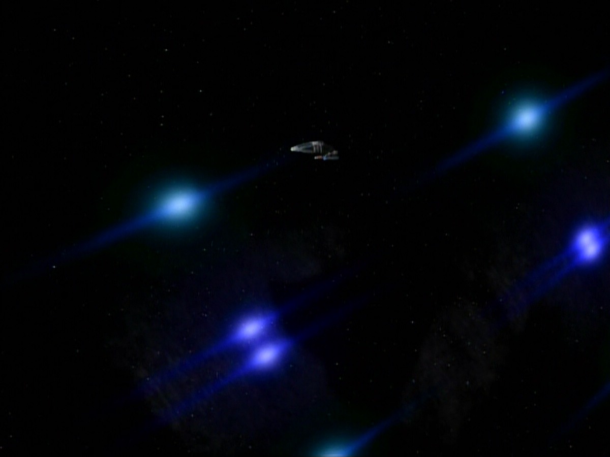 extant_StarTrekVoyager_4x03-DayOfHonor_3003.jpg