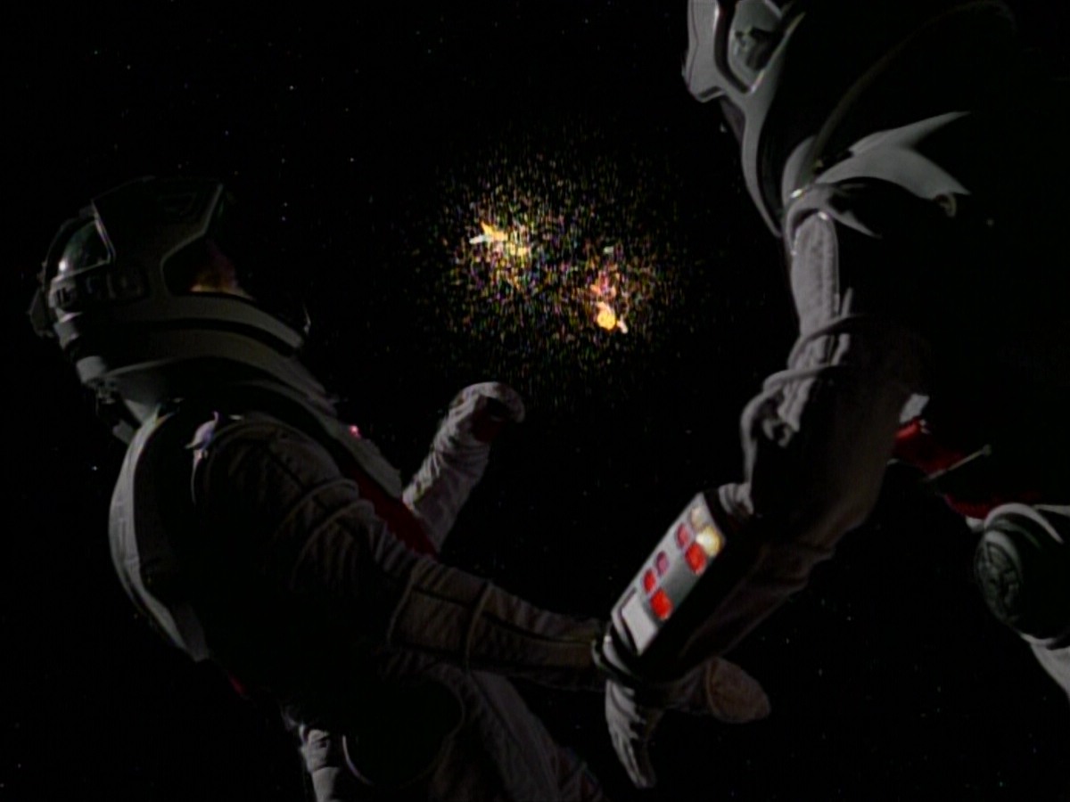 extant_StarTrekVoyager_4x03-DayOfHonor_3012.jpg