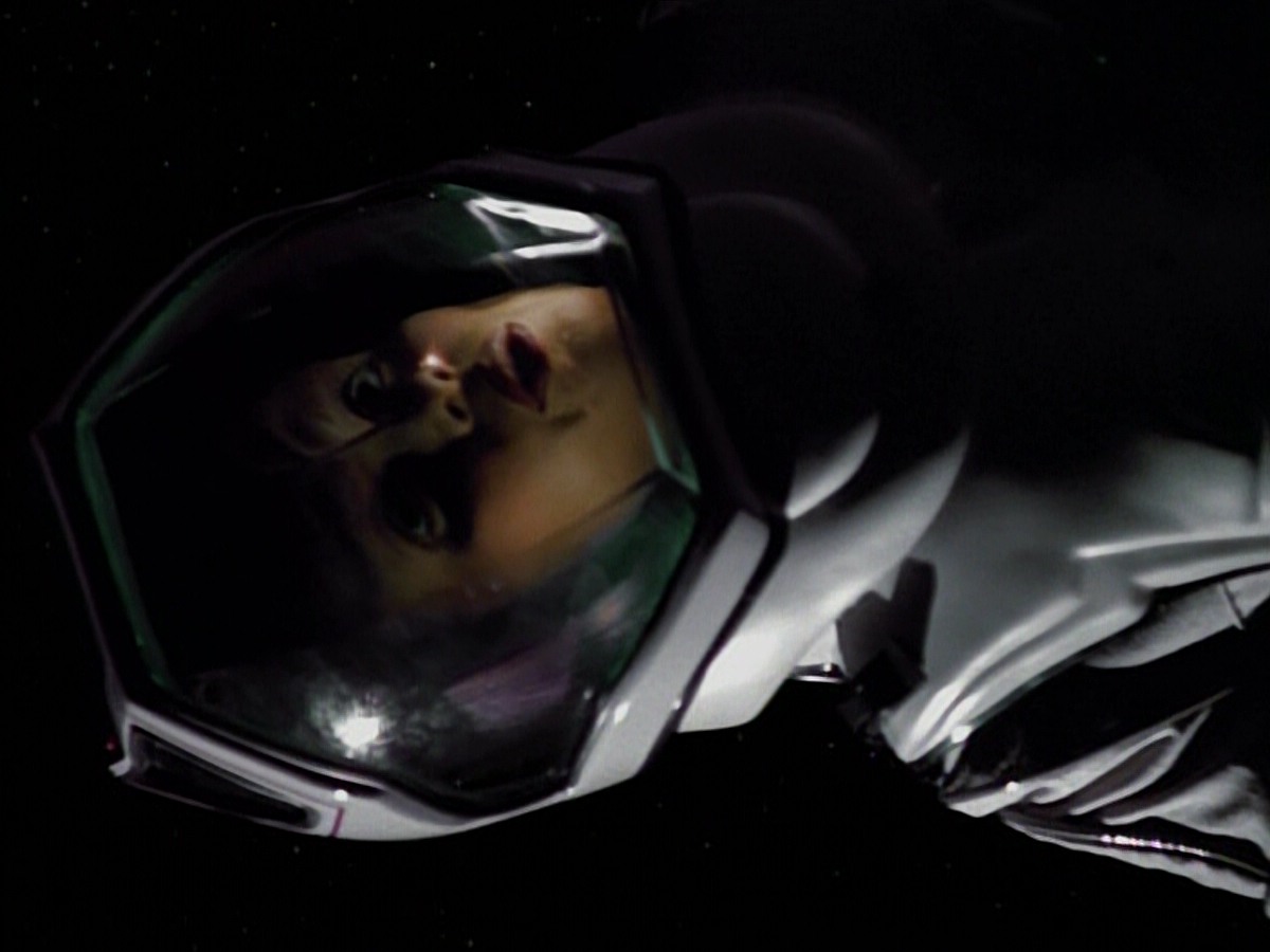 extant_StarTrekVoyager_4x03-DayOfHonor_3058.jpg