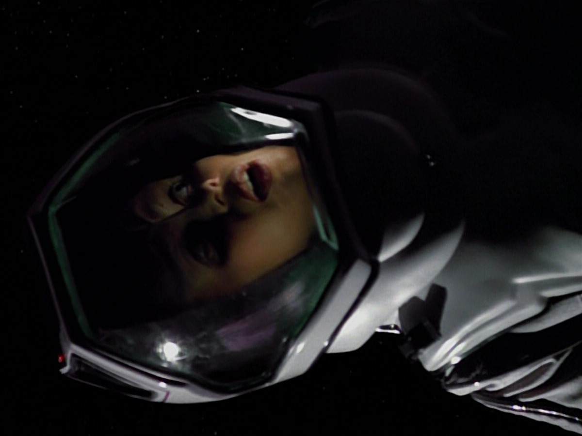 extant_StarTrekVoyager_4x03-DayOfHonor_3059.jpg