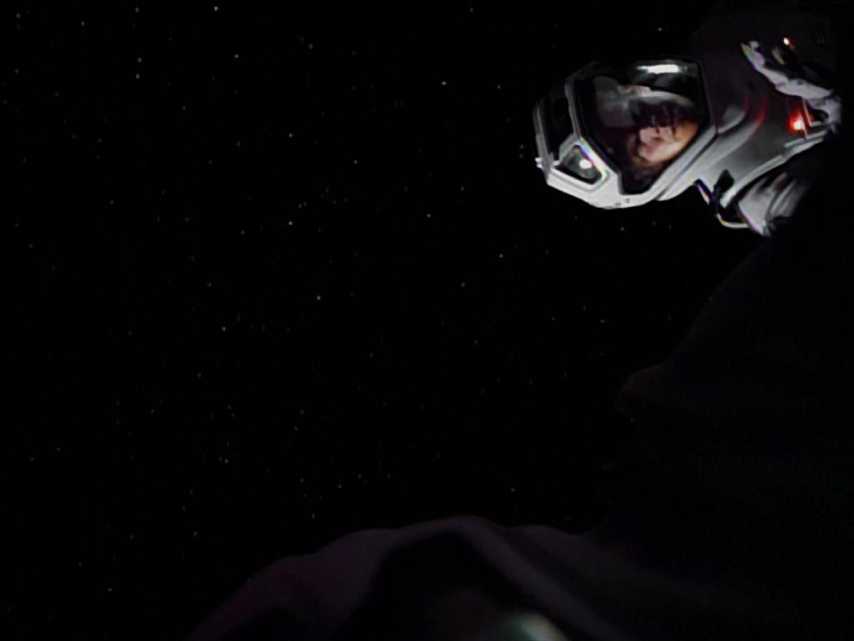 extant_StarTrekVoyager_4x03-DayOfHonor_3066.jpg