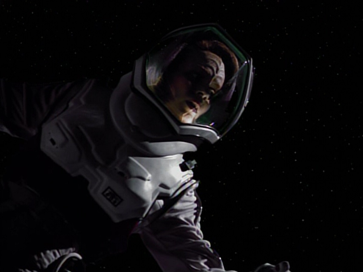 extant_StarTrekVoyager_4x03-DayOfHonor_3075.jpg