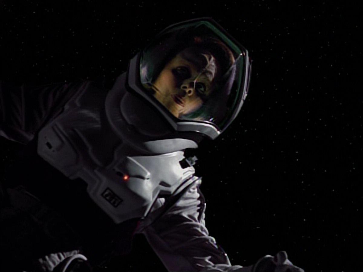 extant_StarTrekVoyager_4x03-DayOfHonor_3077.jpg