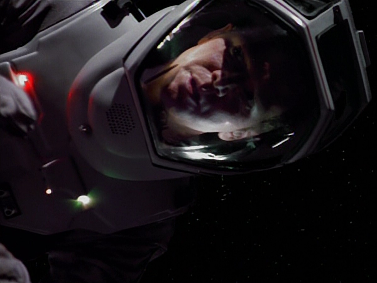 extant_StarTrekVoyager_4x03-DayOfHonor_3102.jpg