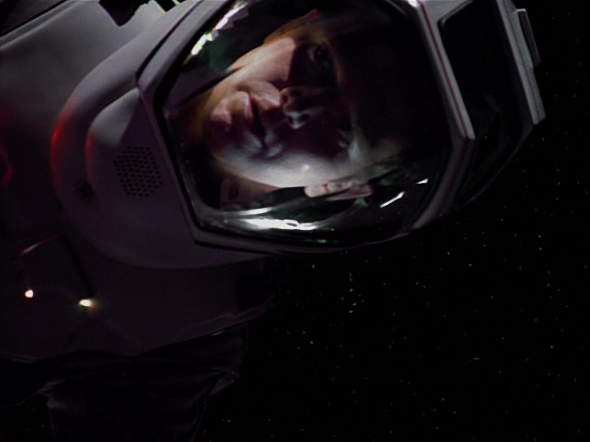 extant_StarTrekVoyager_4x03-DayOfHonor_3104.jpg