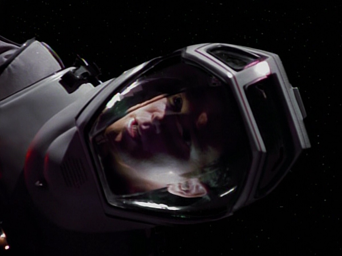 extant_StarTrekVoyager_4x03-DayOfHonor_3111.jpg