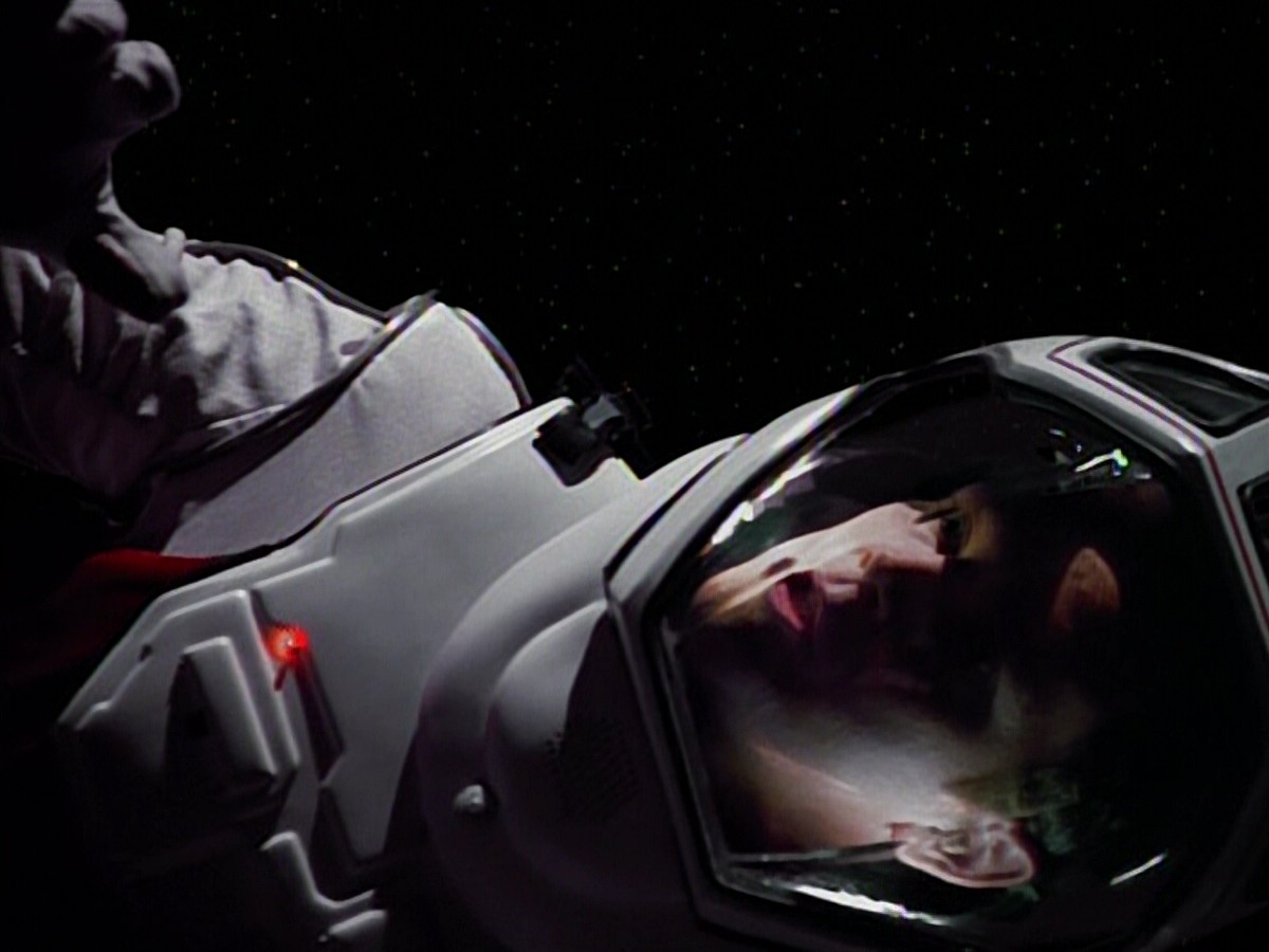 extant_StarTrekVoyager_4x03-DayOfHonor_3116.jpg