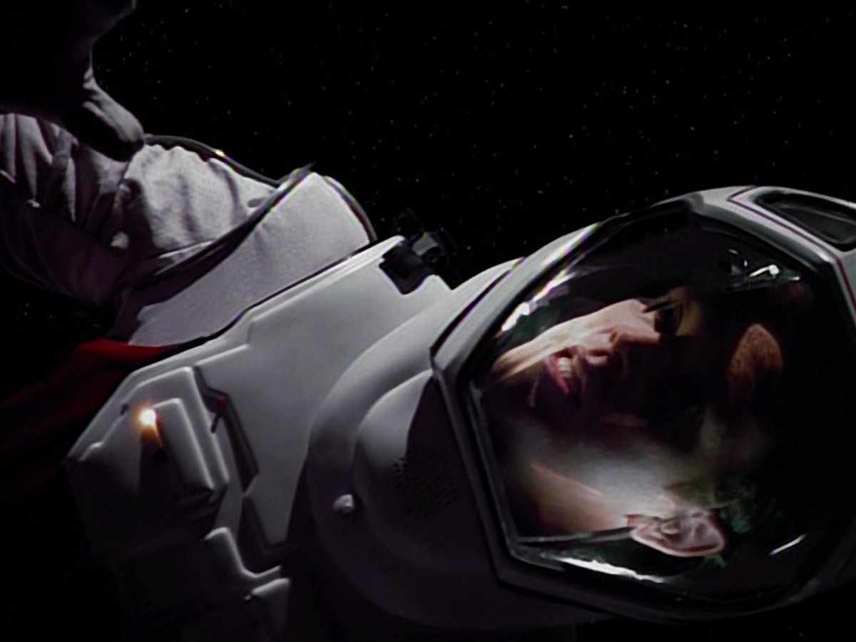extant_StarTrekVoyager_4x03-DayOfHonor_3117.jpg
