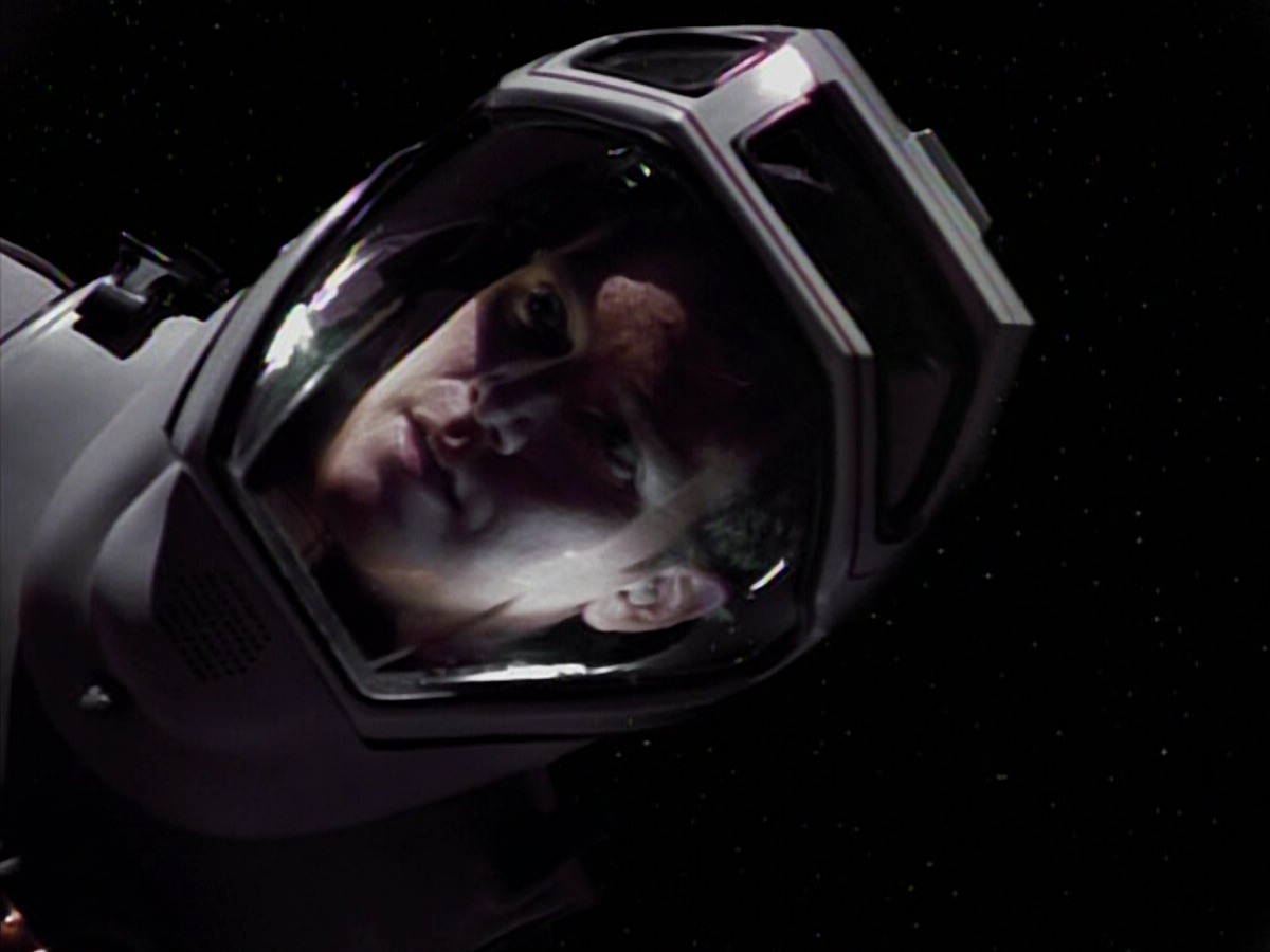 extant_StarTrekVoyager_4x03-DayOfHonor_3126.jpg