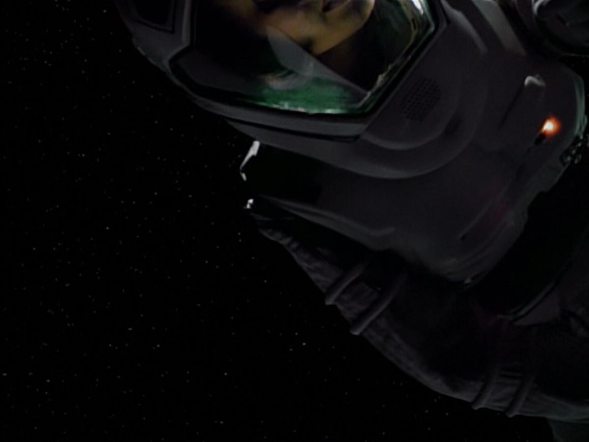 extant_StarTrekVoyager_4x03-DayOfHonor_3151.jpg