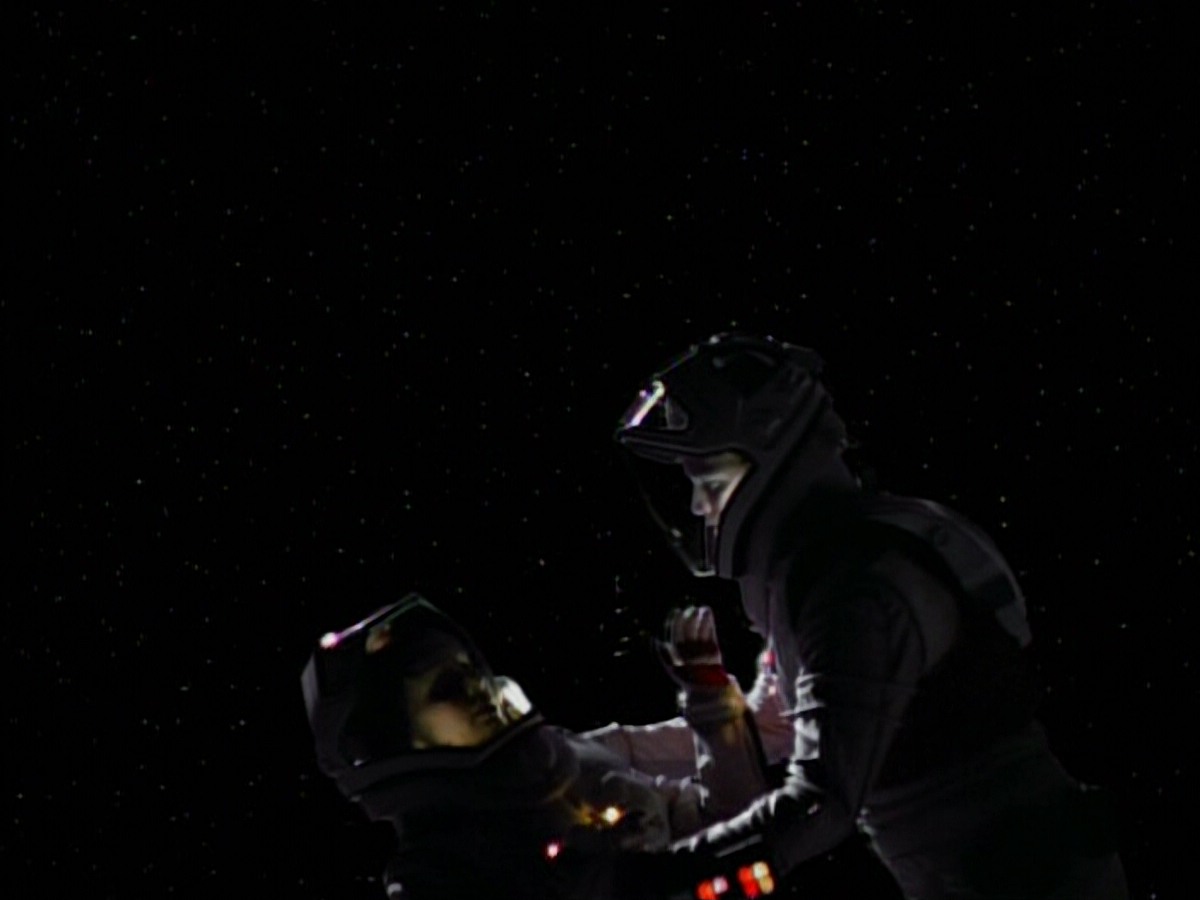 extant_StarTrekVoyager_4x03-DayOfHonor_3166.jpg