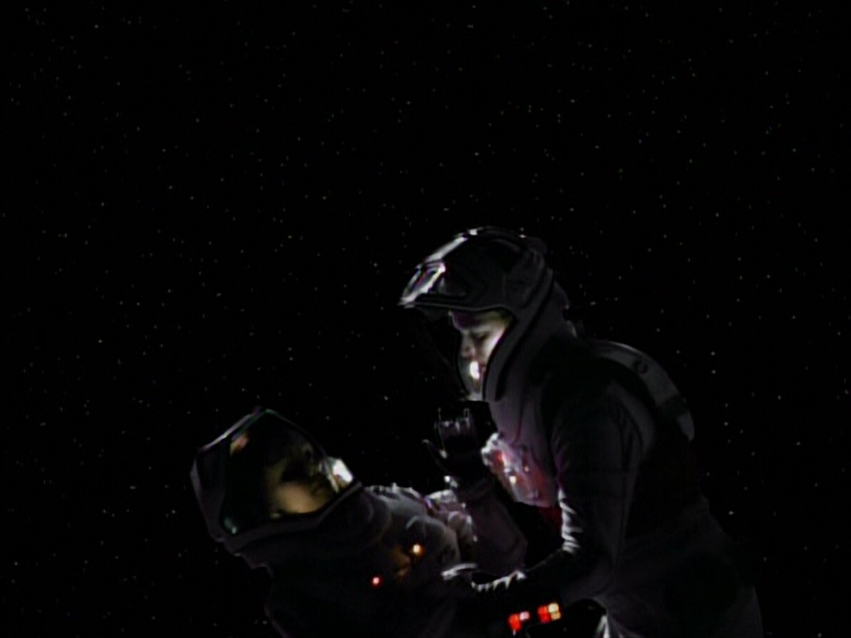extant_StarTrekVoyager_4x03-DayOfHonor_3167.jpg