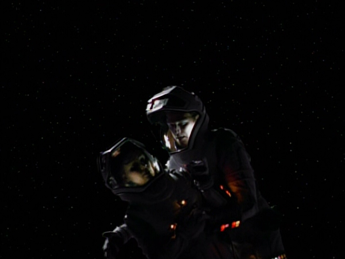 extant_StarTrekVoyager_4x03-DayOfHonor_3169.jpg