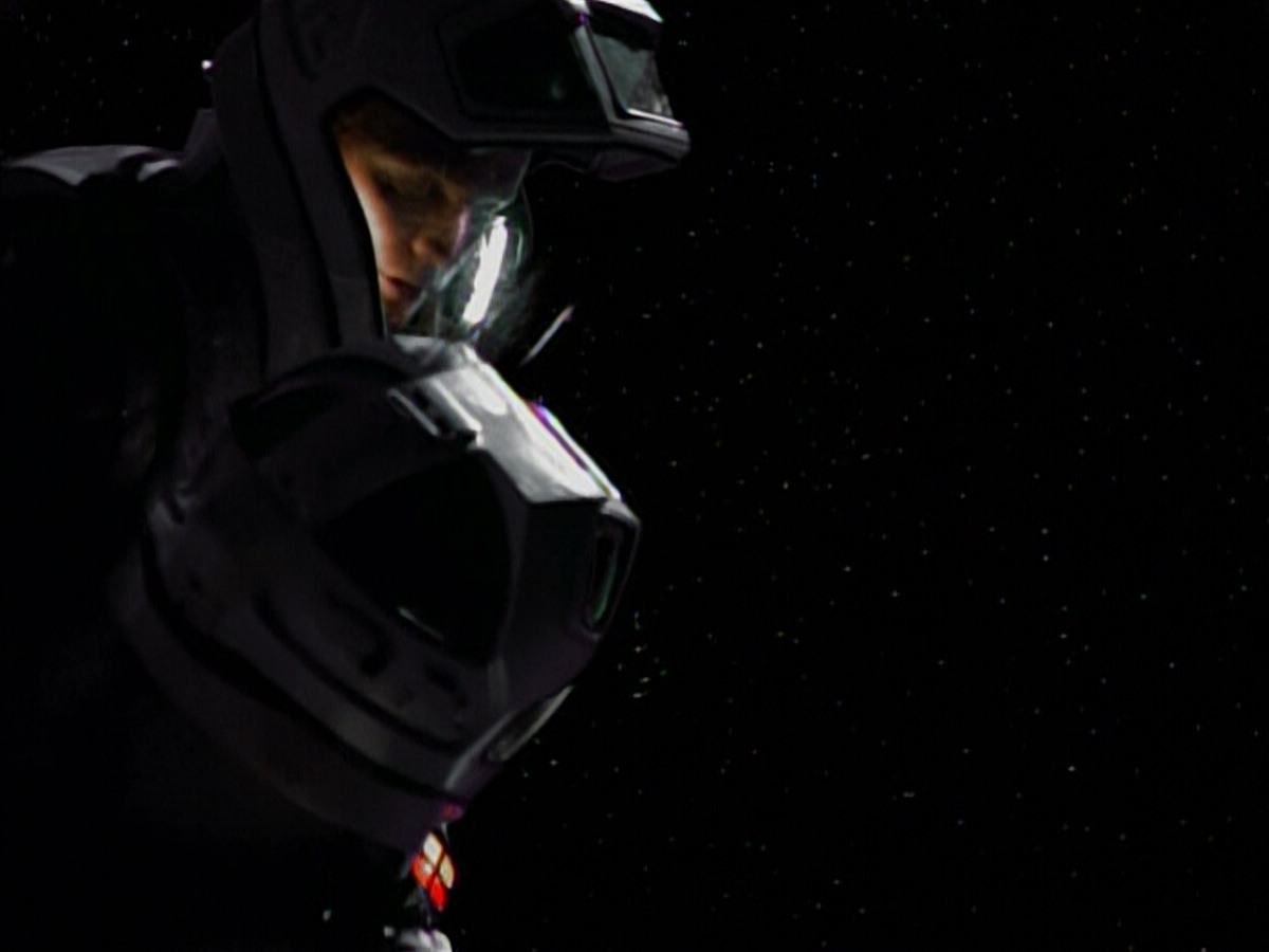 extant_StarTrekVoyager_4x03-DayOfHonor_3200.jpg