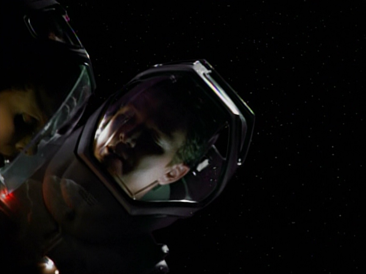 extant_StarTrekVoyager_4x03-DayOfHonor_3239.jpg