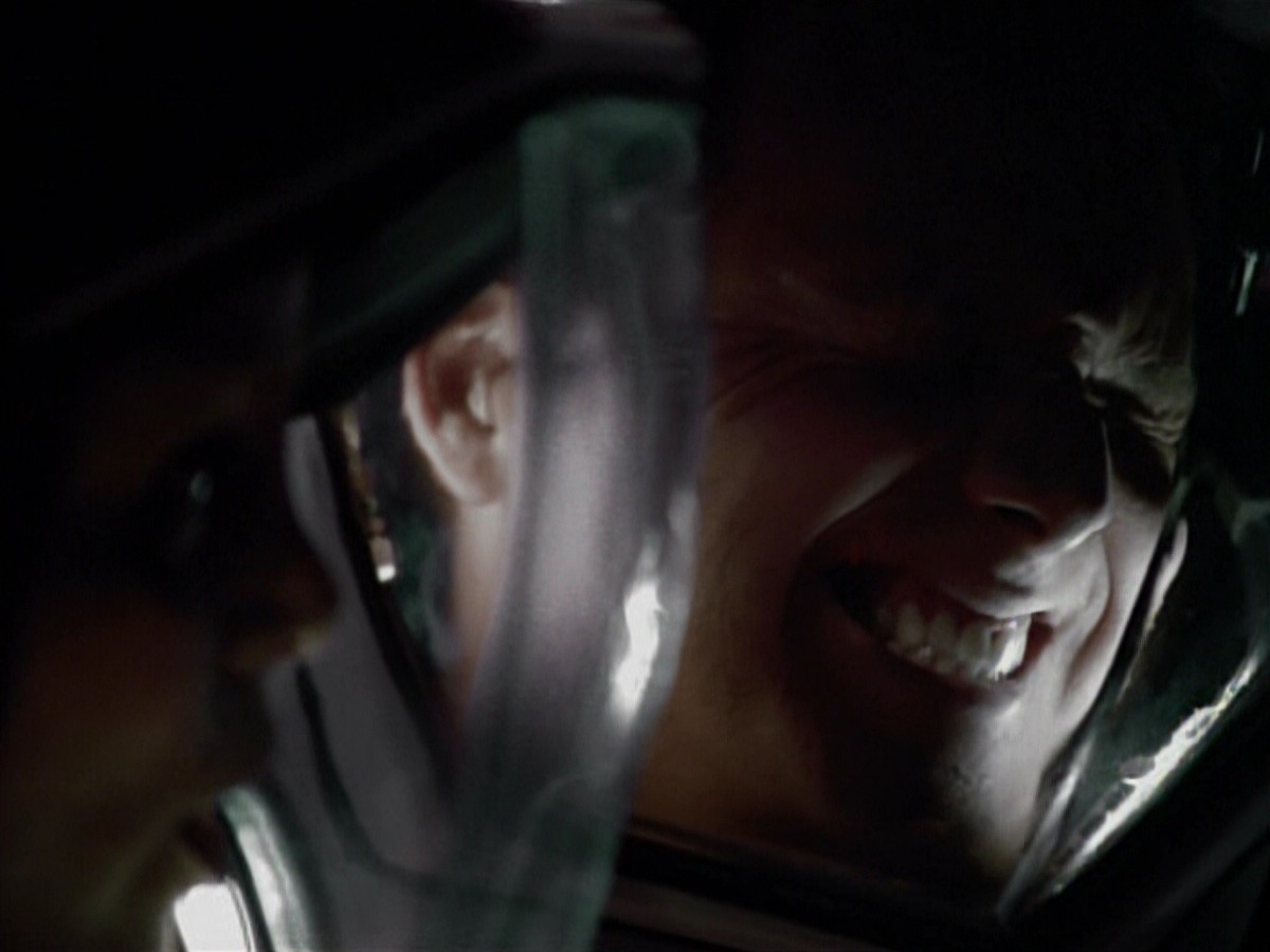 extant_StarTrekVoyager_4x03-DayOfHonor_3255.jpg