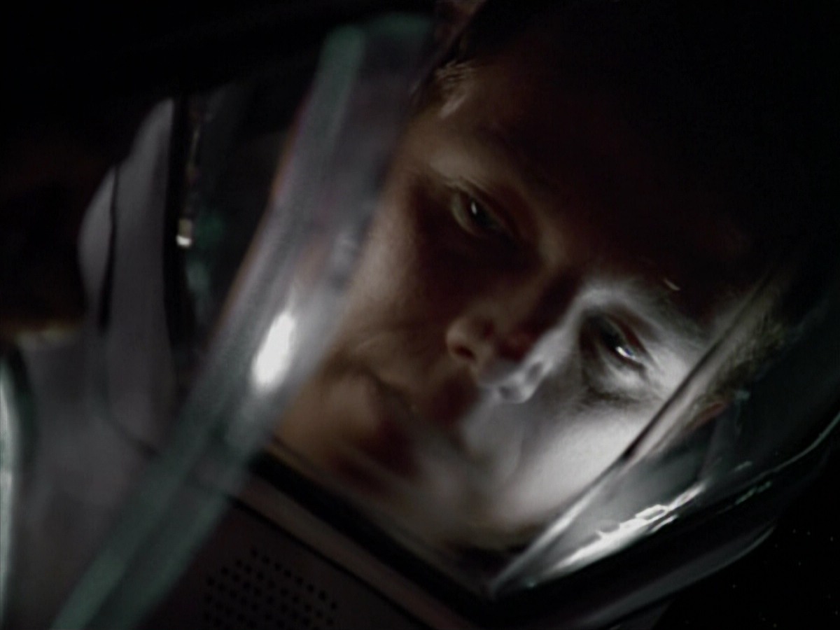 extant_StarTrekVoyager_4x03-DayOfHonor_3272.jpg