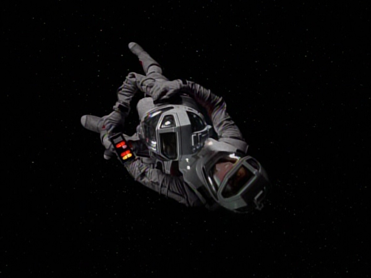 extant_StarTrekVoyager_4x03-DayOfHonor_3296.jpg