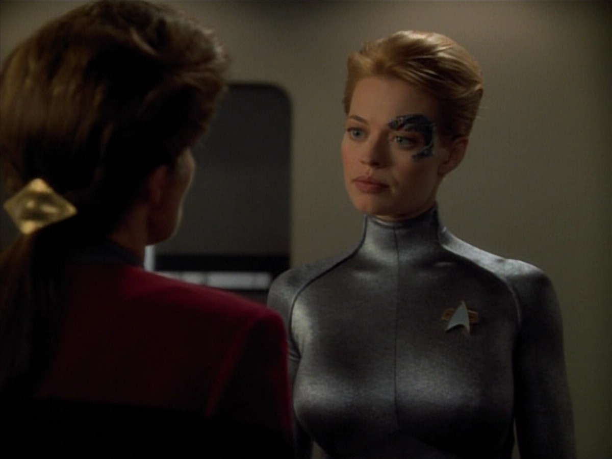 extant_StarTrekVoyager_4x03-DayOfHonor_3326.jpg