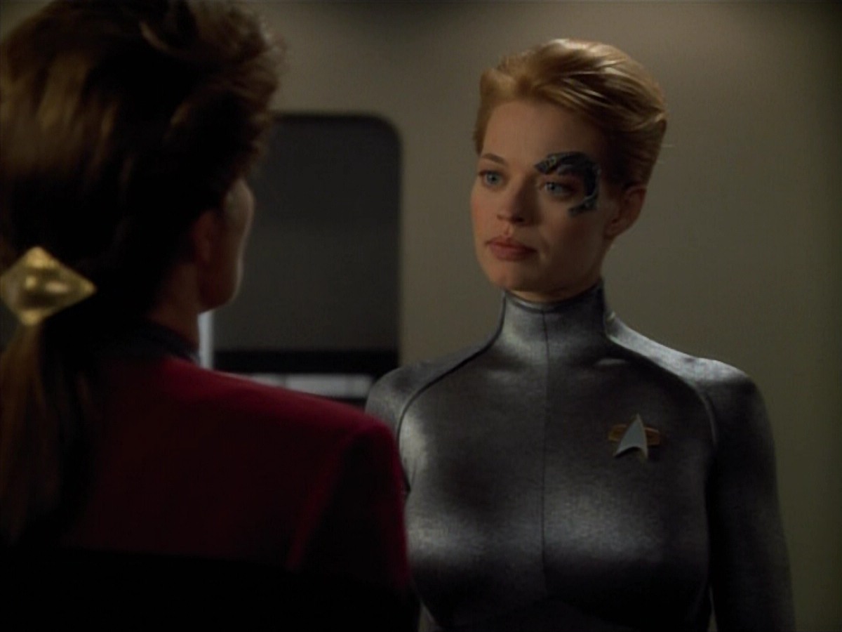 extant_StarTrekVoyager_4x03-DayOfHonor_3338.jpg