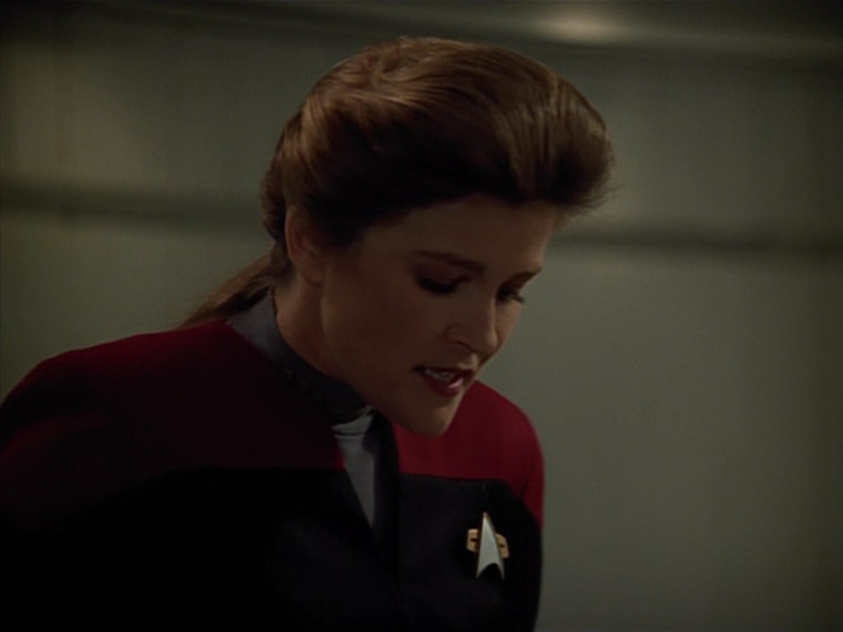 extant_StarTrekVoyager_4x03-DayOfHonor_3414.jpg