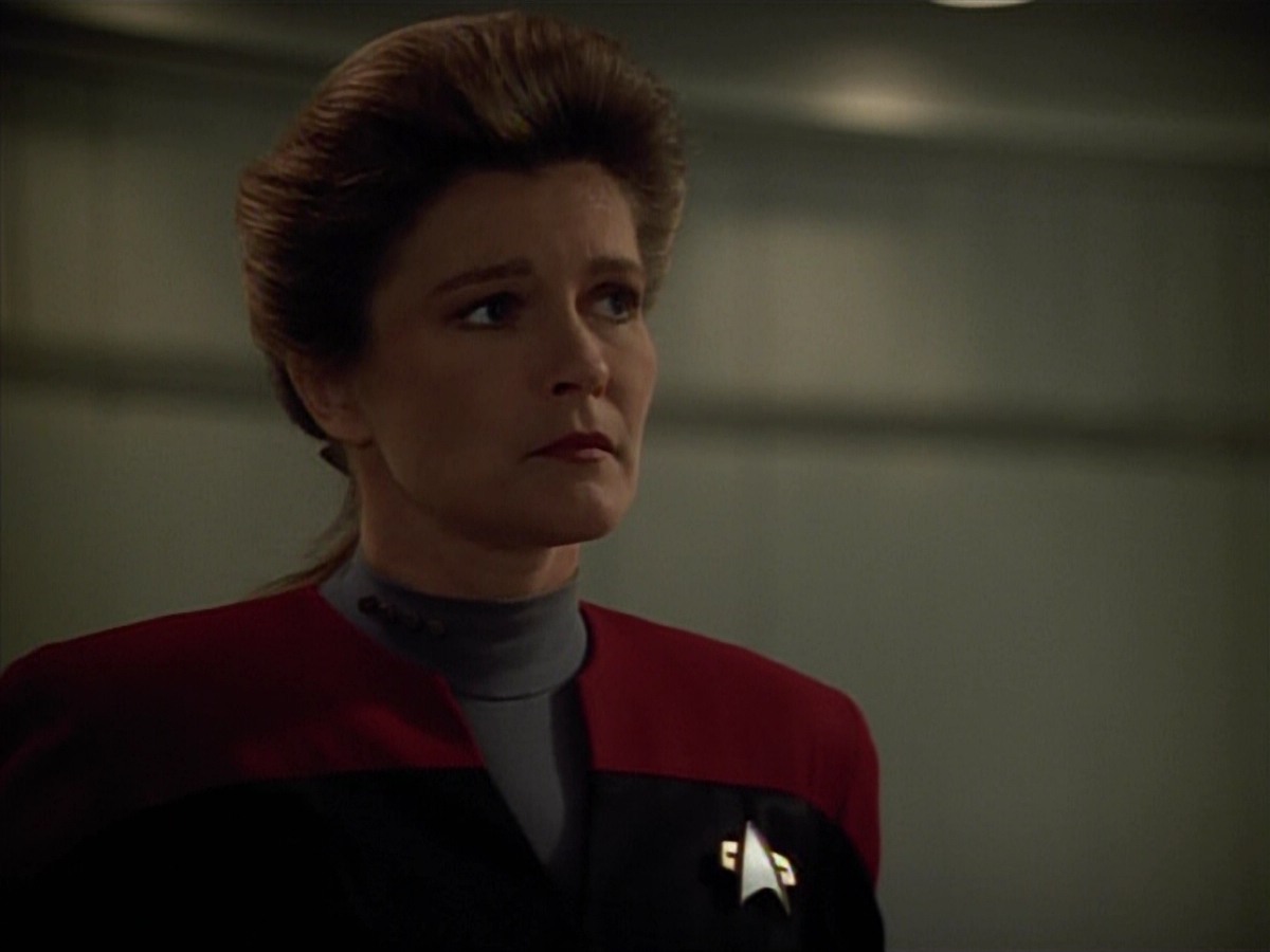 extant_StarTrekVoyager_4x03-DayOfHonor_3468.jpg