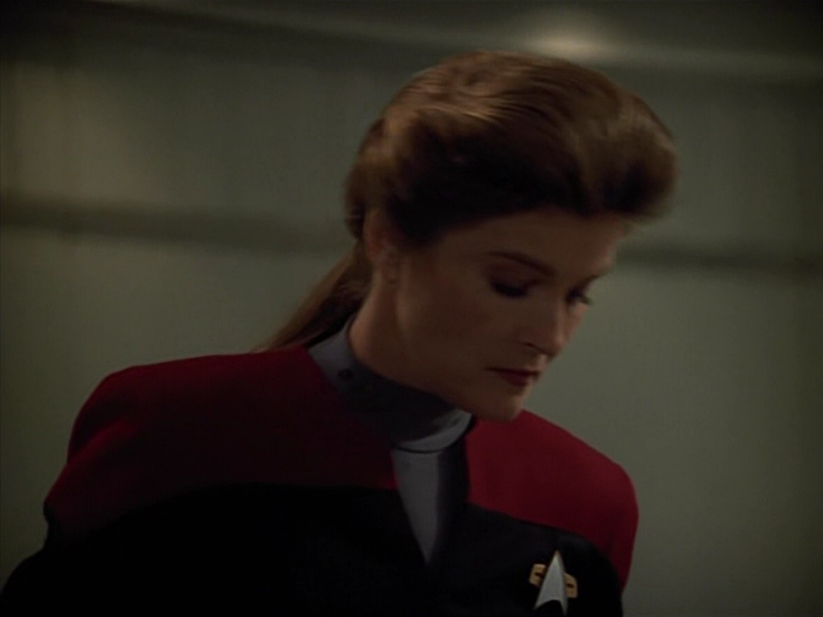 extant_StarTrekVoyager_4x03-DayOfHonor_3479.jpg