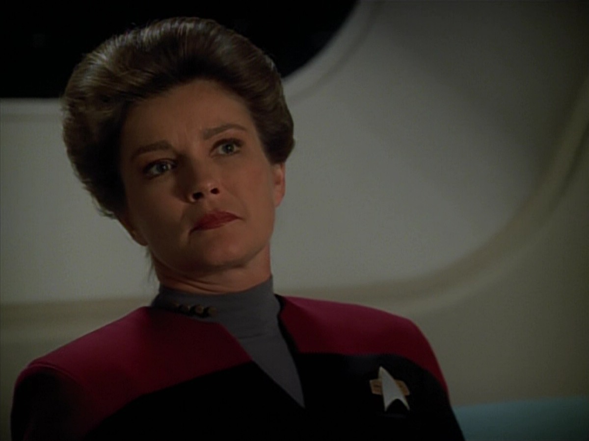 extant_StarTrekVoyager_4x03-DayOfHonor_3520.jpg