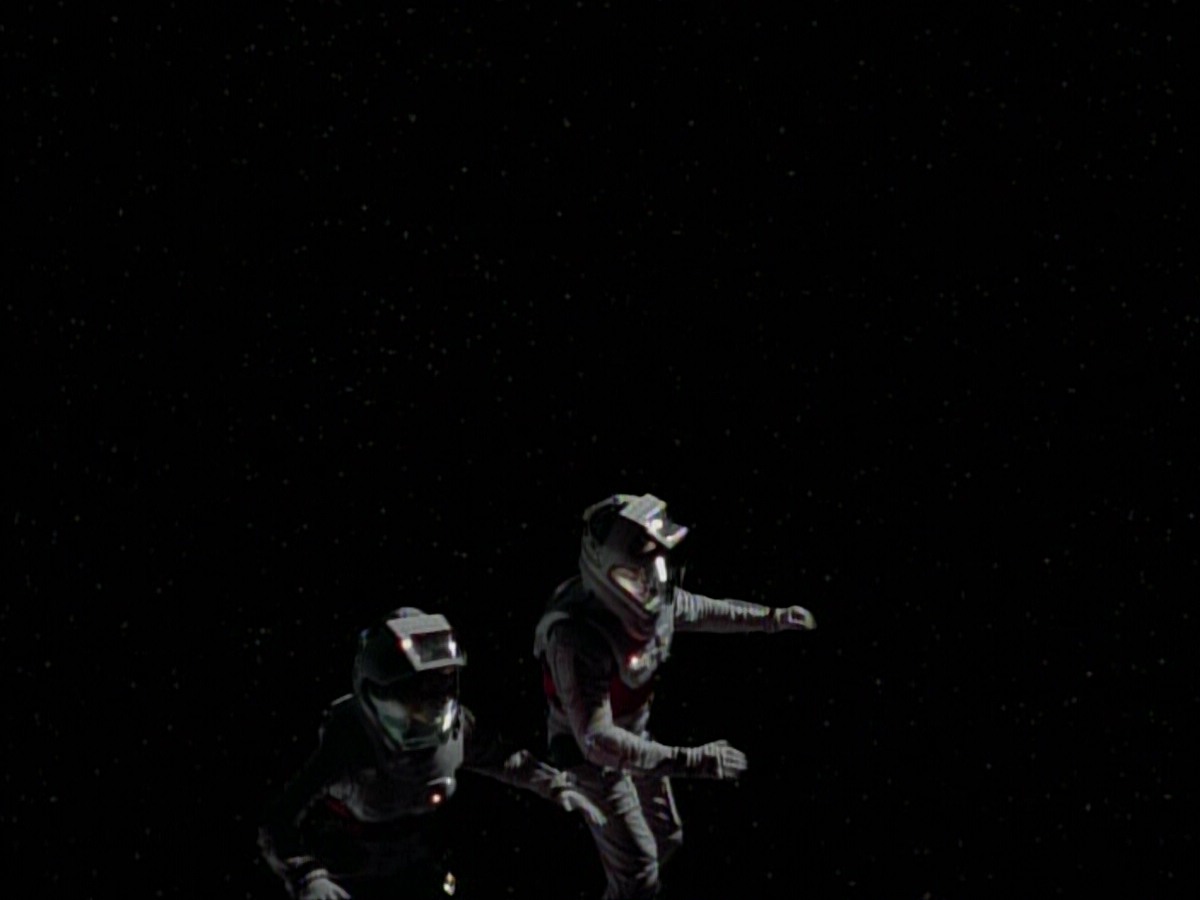 extant_StarTrekVoyager_4x03-DayOfHonor_3645.jpg