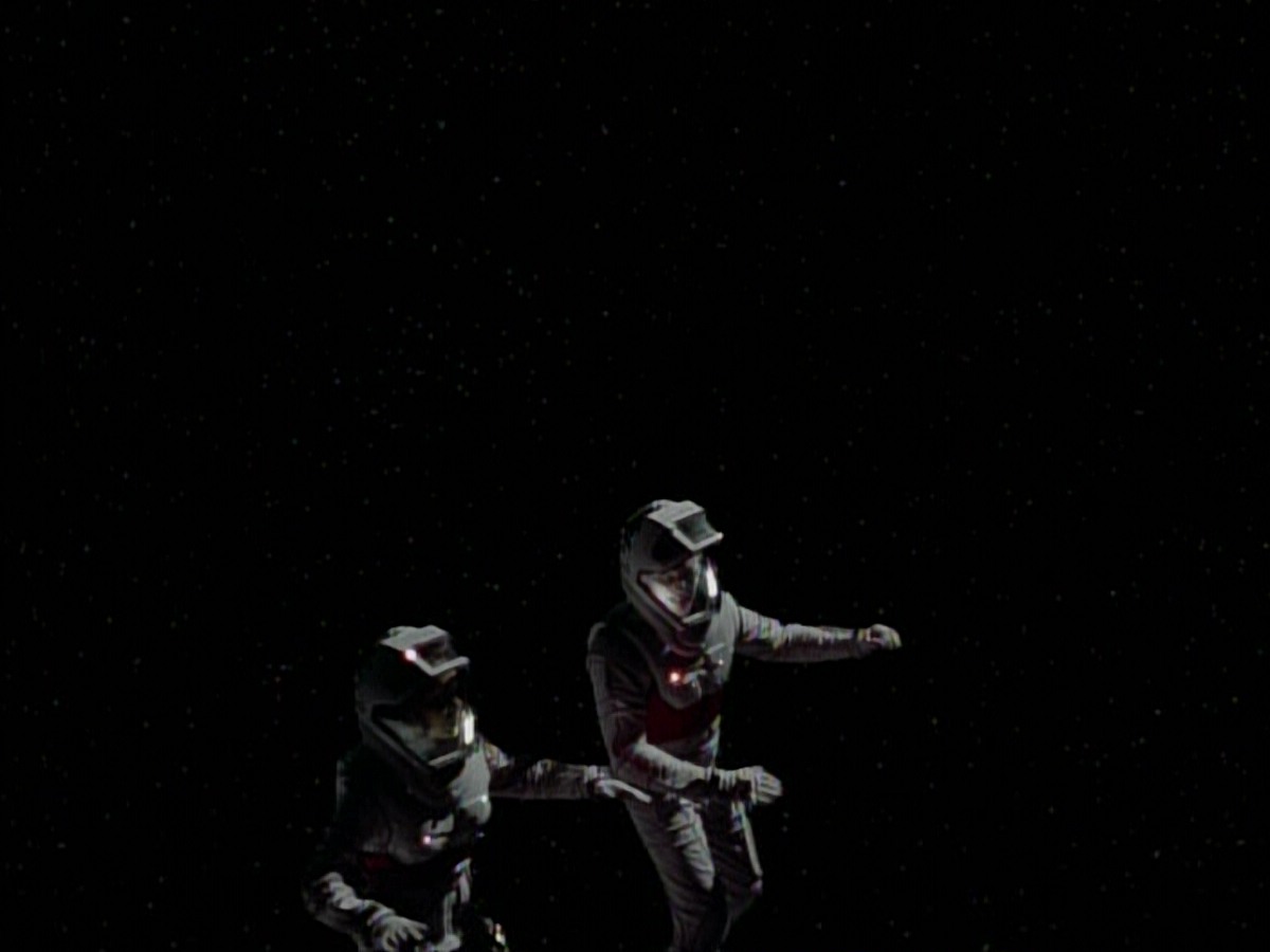 extant_StarTrekVoyager_4x03-DayOfHonor_3647.jpg