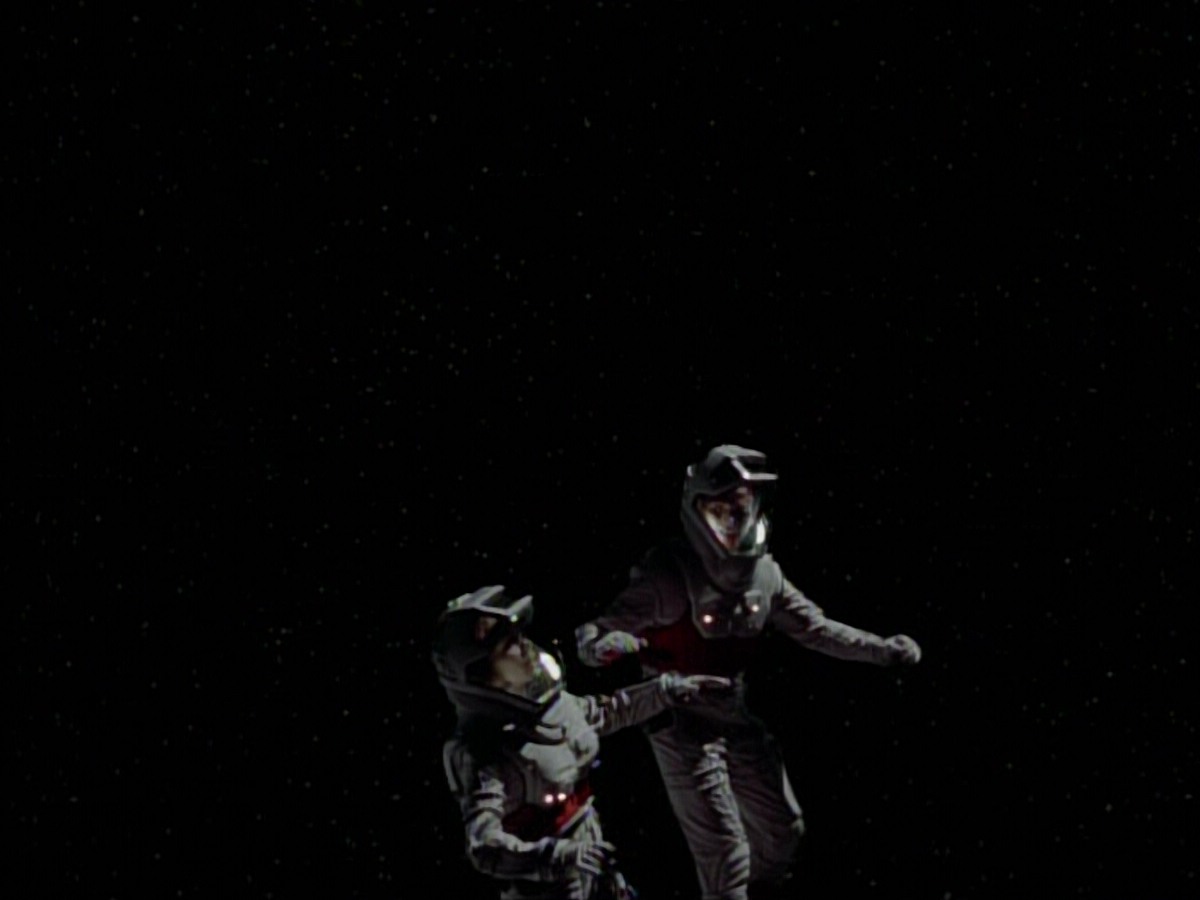 extant_StarTrekVoyager_4x03-DayOfHonor_3654.jpg