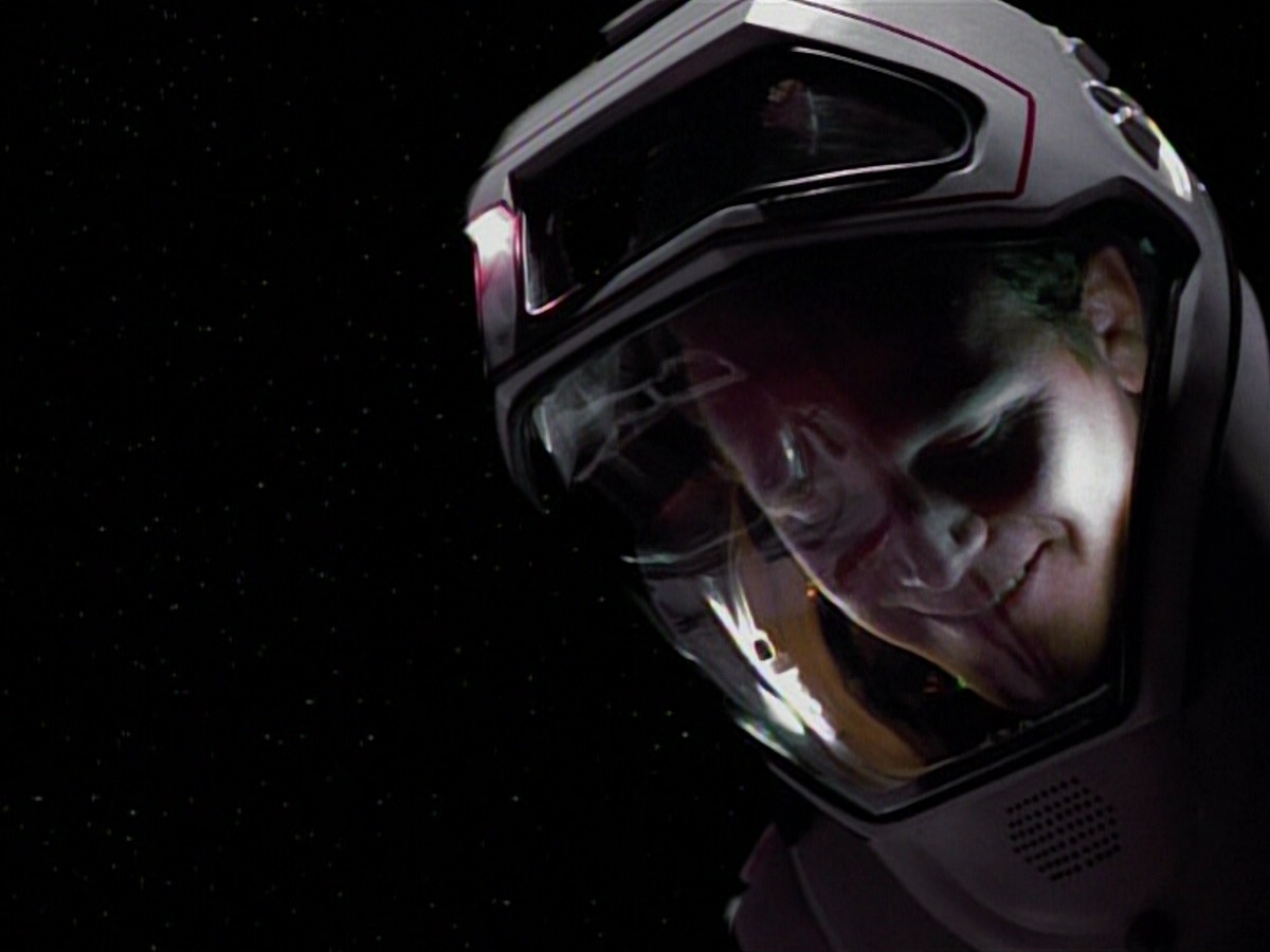 extant_StarTrekVoyager_4x03-DayOfHonor_3667.jpg