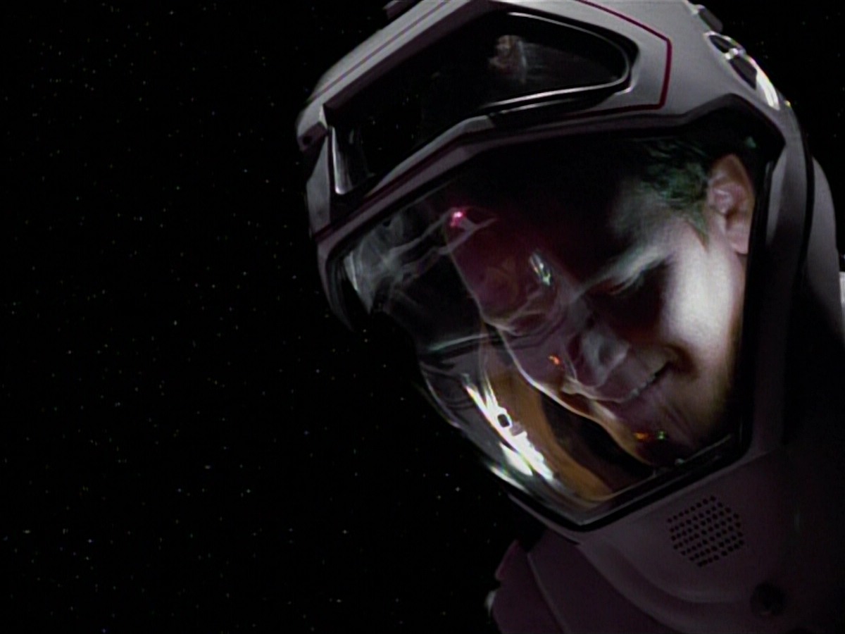 extant_StarTrekVoyager_4x03-DayOfHonor_3668.jpg