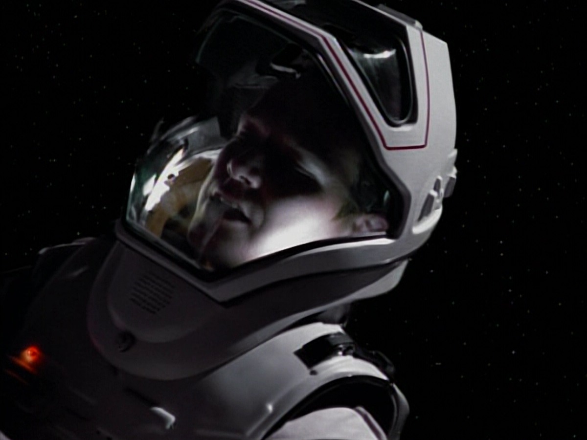 extant_StarTrekVoyager_4x03-DayOfHonor_3715.jpg