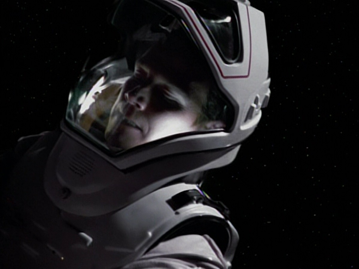 extant_StarTrekVoyager_4x03-DayOfHonor_3716.jpg