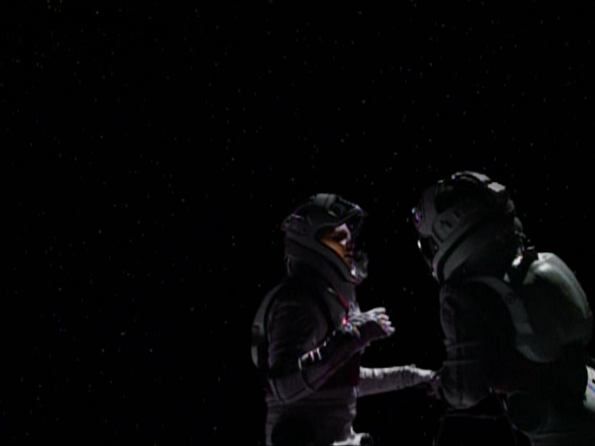 extant_StarTrekVoyager_4x03-DayOfHonor_3729.jpg