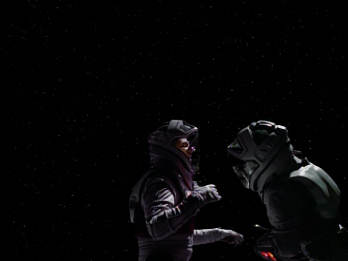extant_StarTrekVoyager_4x03-DayOfHonor_3730.jpg