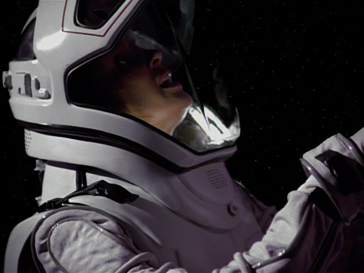 extant_StarTrekVoyager_4x03-DayOfHonor_3744.jpg