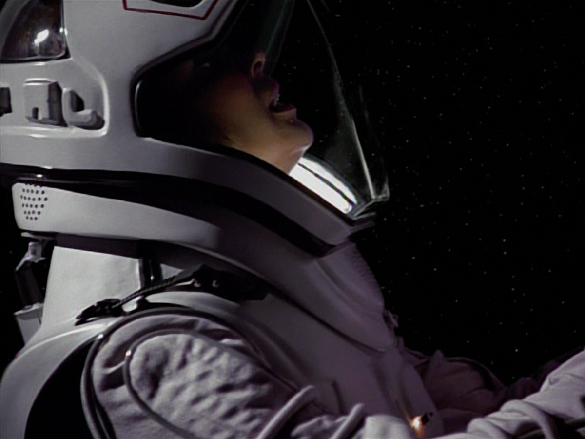 extant_StarTrekVoyager_4x03-DayOfHonor_3746.jpg