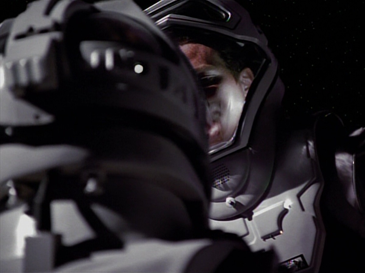 extant_StarTrekVoyager_4x03-DayOfHonor_3755.jpg
