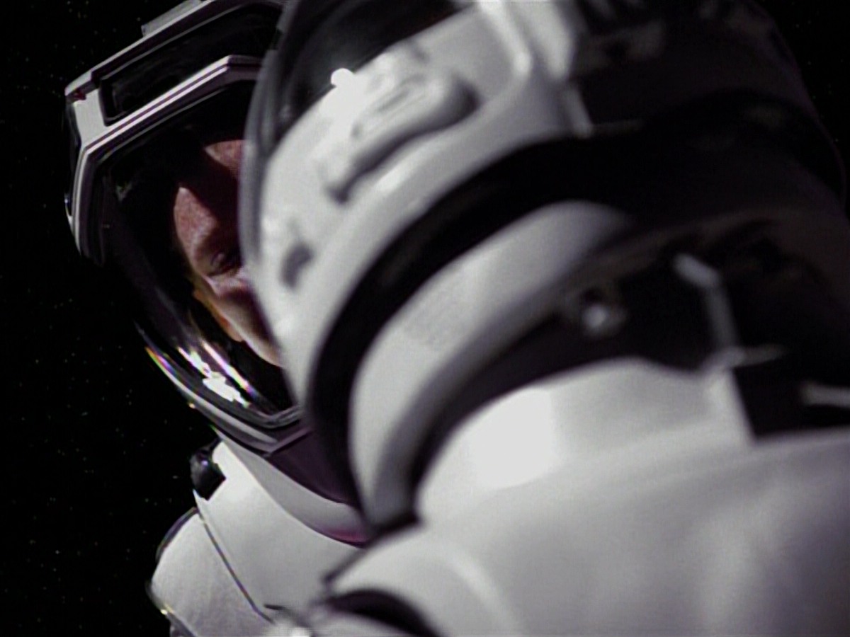 extant_StarTrekVoyager_4x03-DayOfHonor_3758.jpg