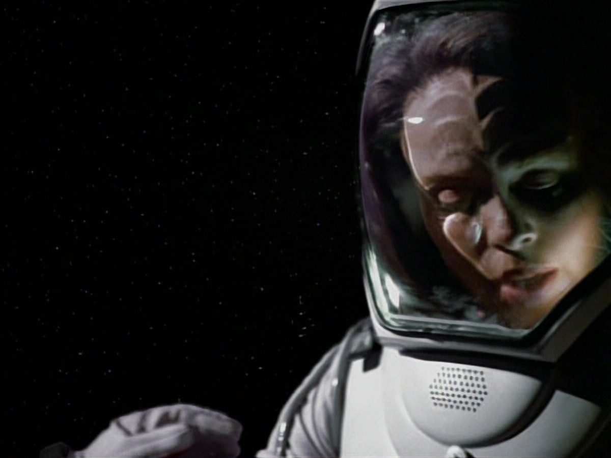 extant_StarTrekVoyager_4x03-DayOfHonor_3762.jpg