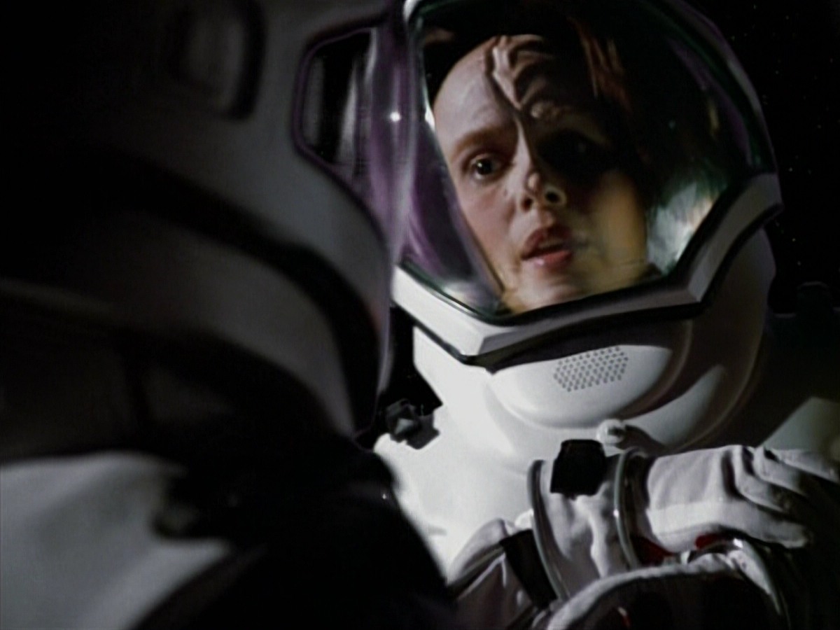 extant_StarTrekVoyager_4x03-DayOfHonor_3767.jpg