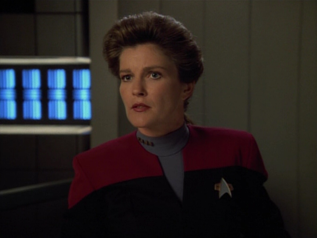 extant_StarTrekVoyager_4x03-DayOfHonor_3860.jpg