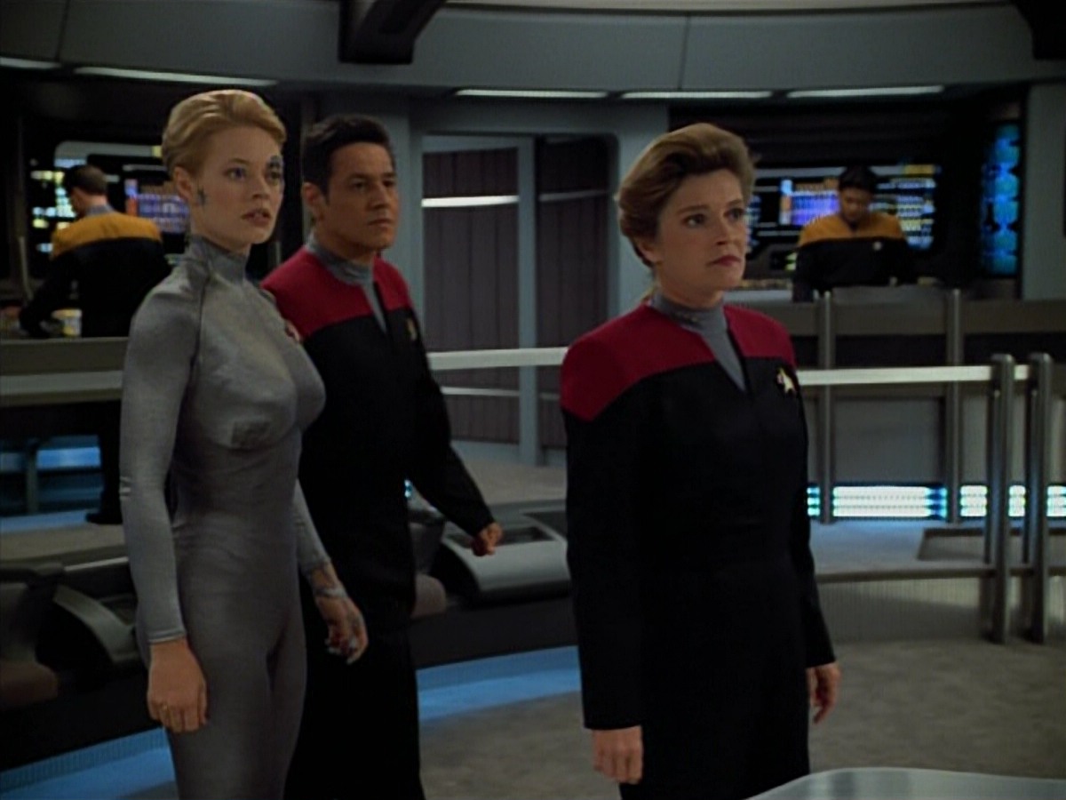 extant_StarTrekVoyager_4x03-DayOfHonor_3890.jpg