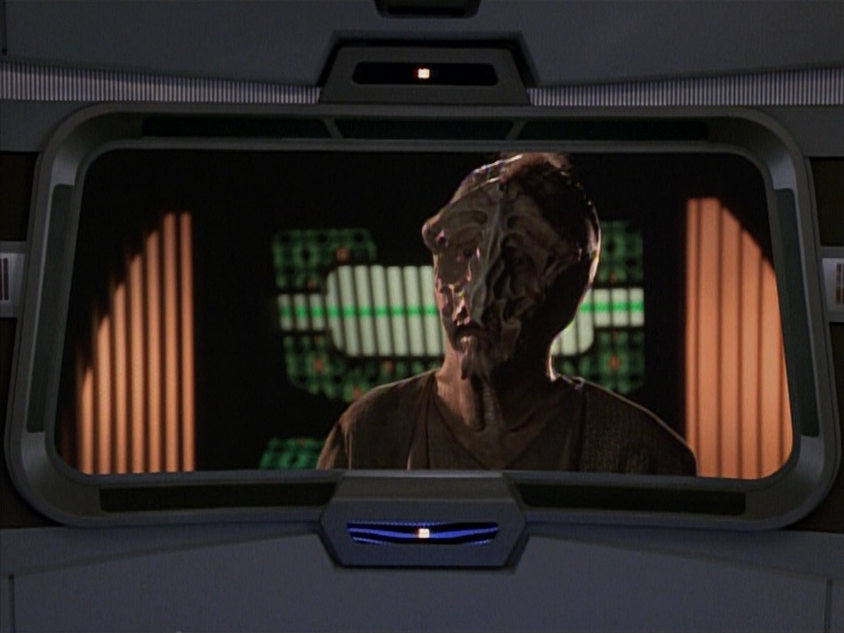 extant_StarTrekVoyager_4x03-DayOfHonor_3916.jpg