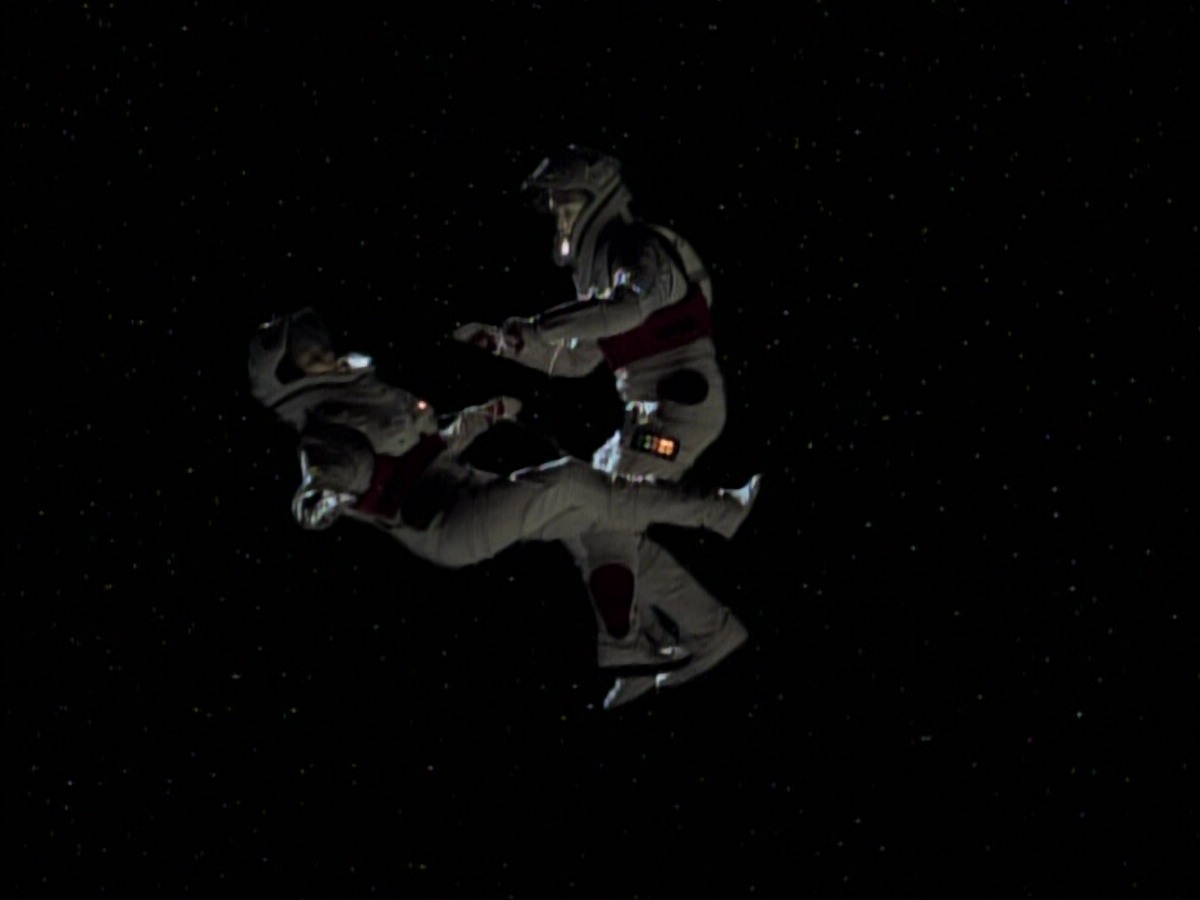 extant_StarTrekVoyager_4x03-DayOfHonor_4004.jpg