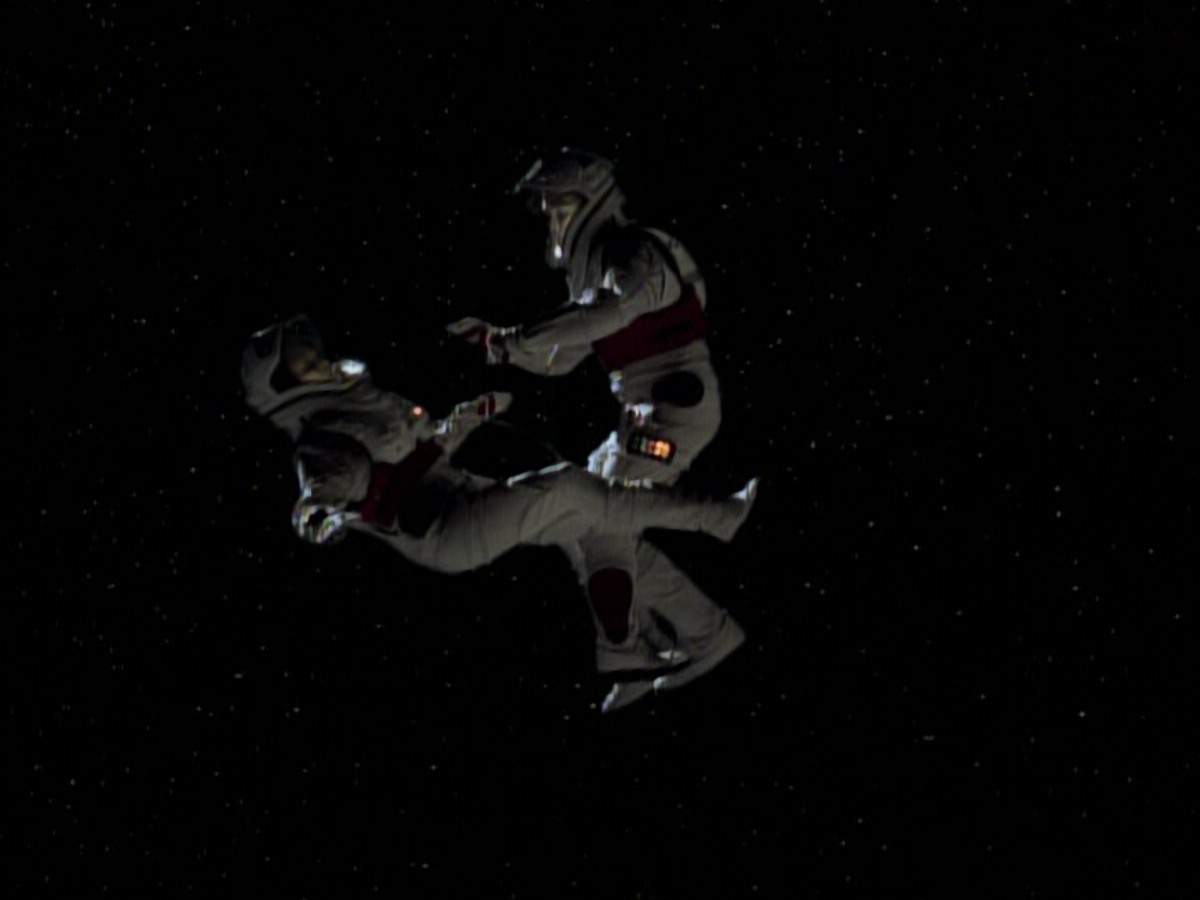 extant_StarTrekVoyager_4x03-DayOfHonor_4005.jpg