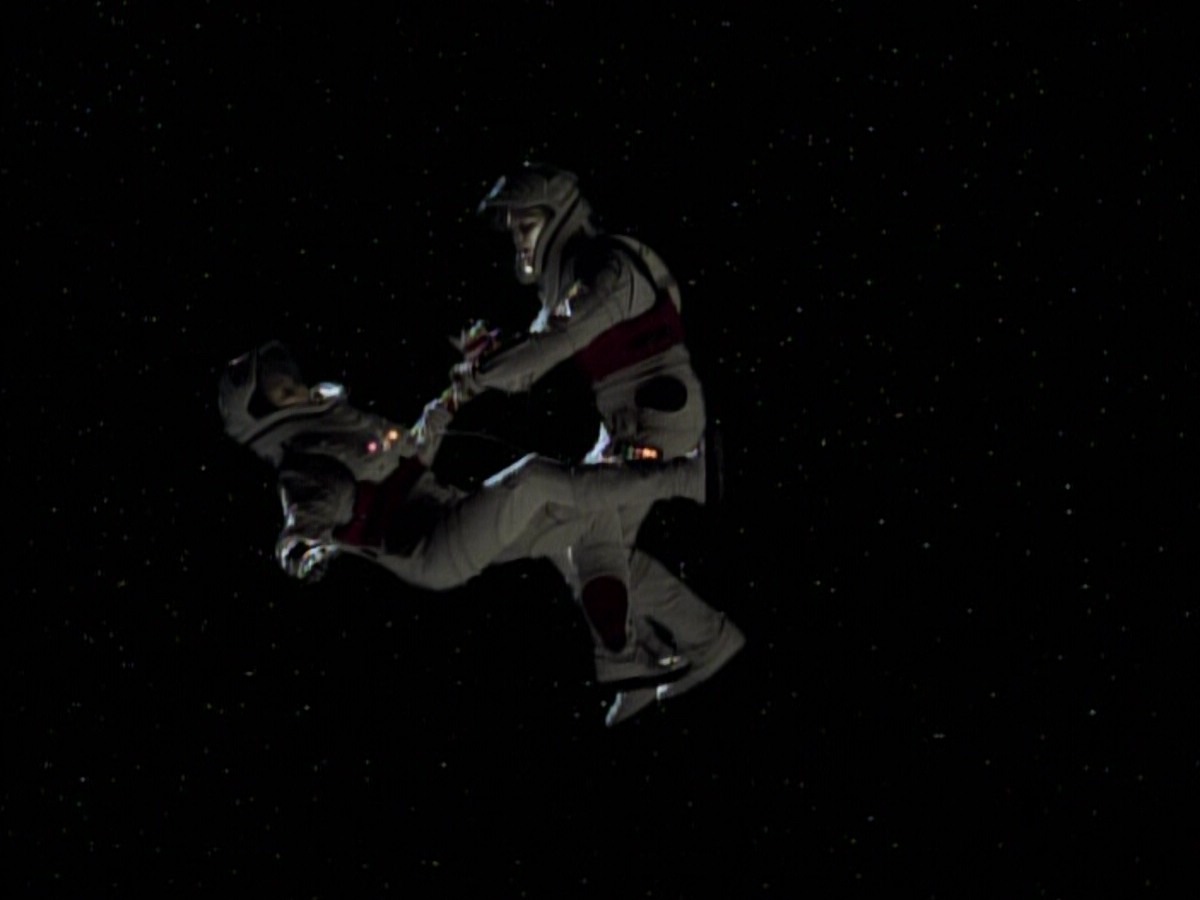 extant_StarTrekVoyager_4x03-DayOfHonor_4009.jpg